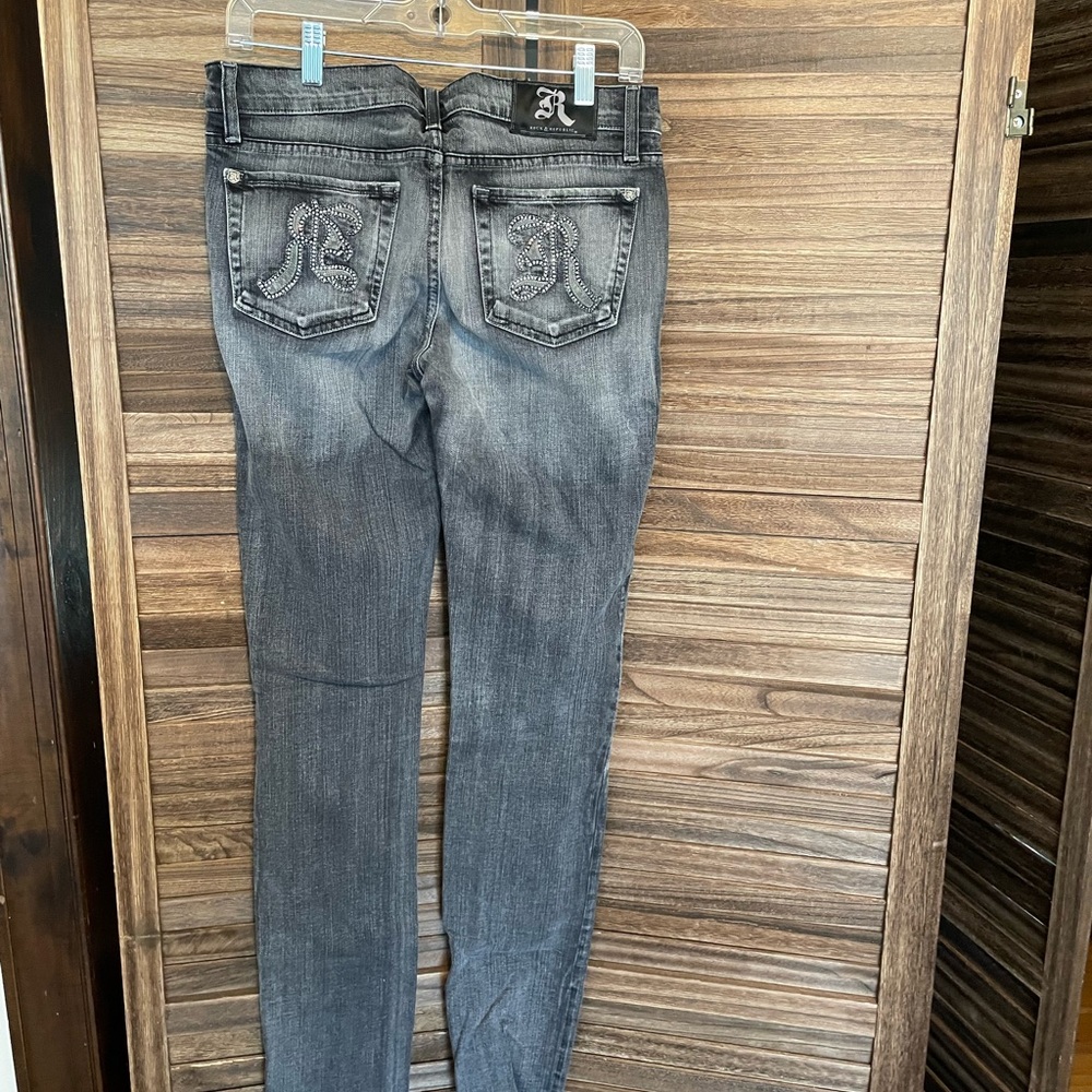 Rock & Republic Gray Straight Leg Jeans